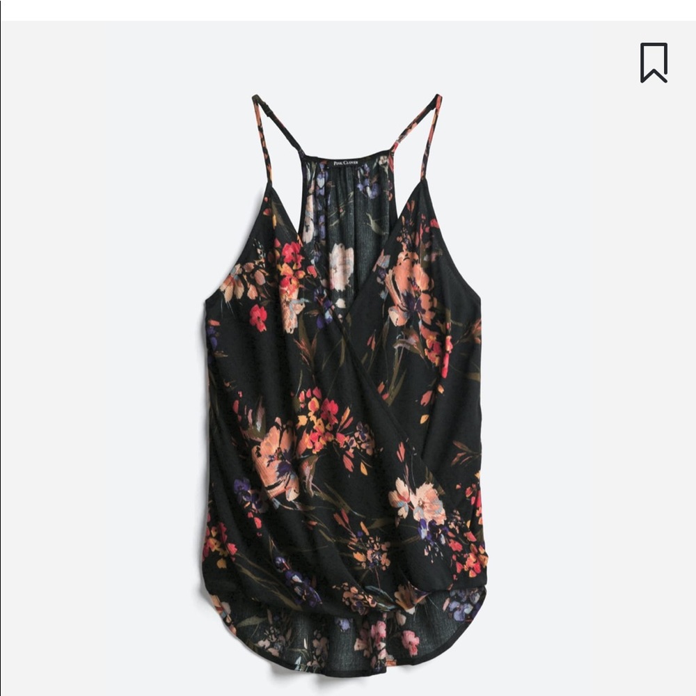 STITCH FIX- Curved hem Floral top